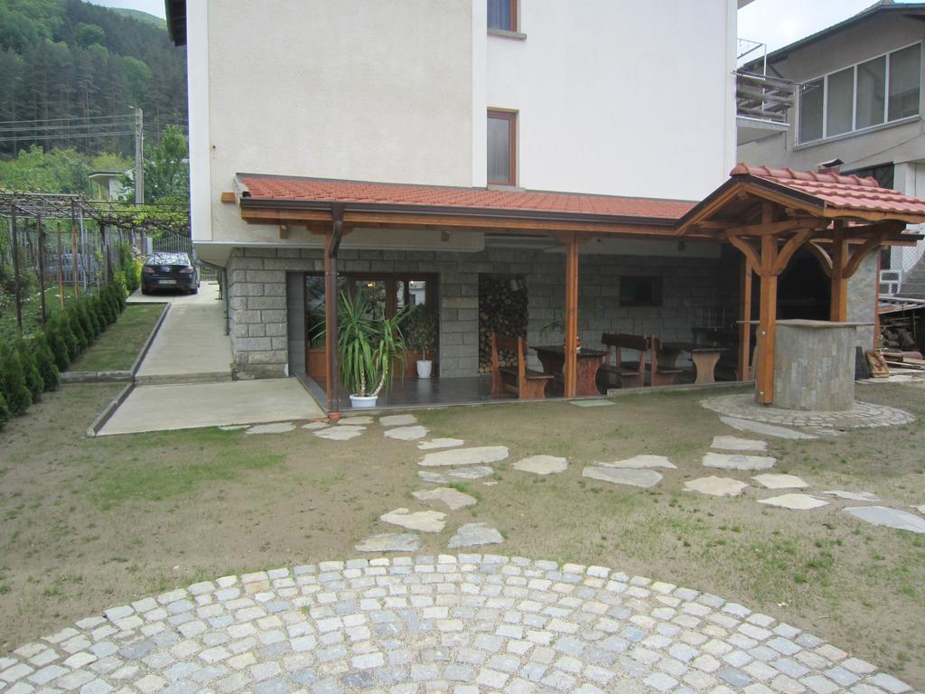 Slavina Guest House Sapareva Banya Exterior foto